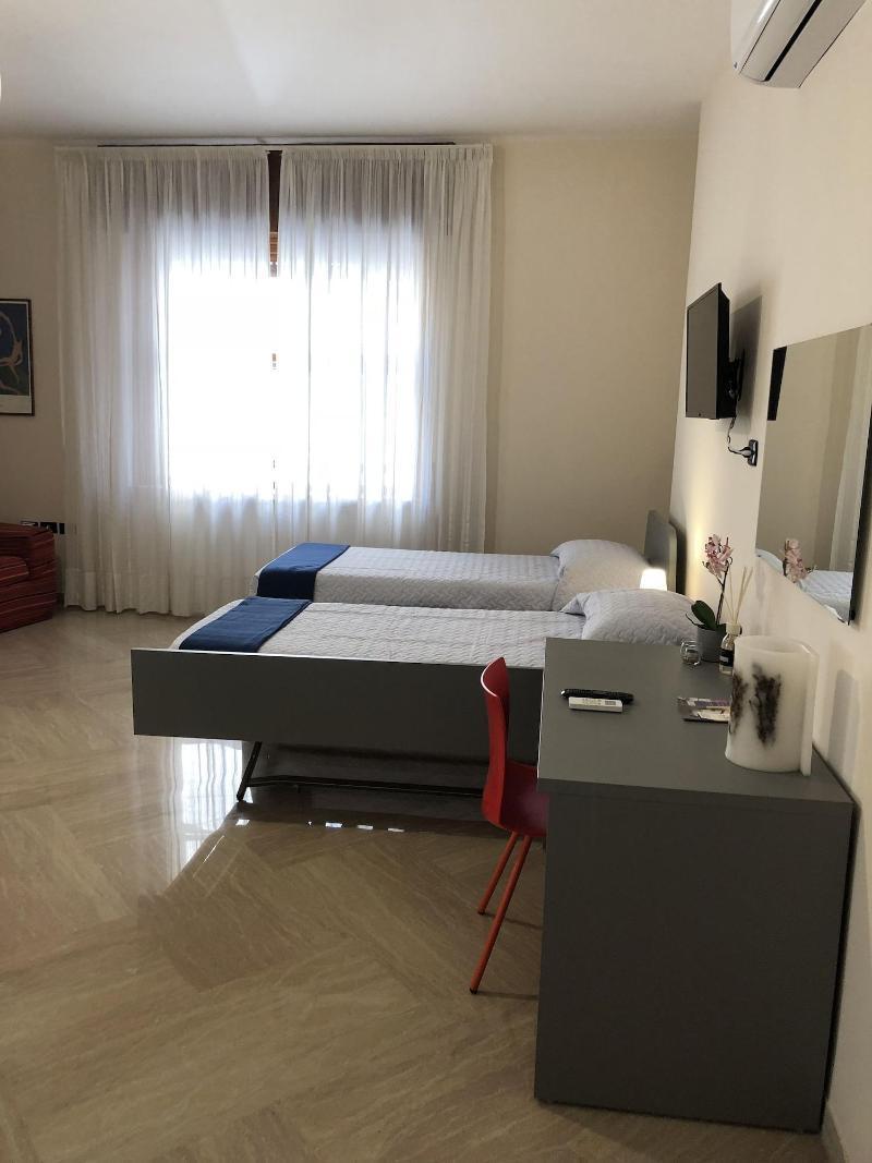 Napoli City Inn Kültér fotó