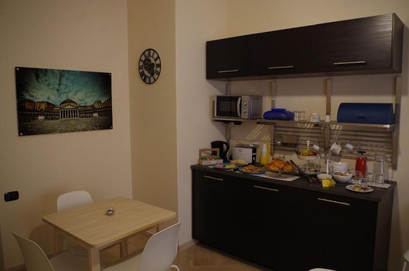 Napoli City Inn Kültér fotó