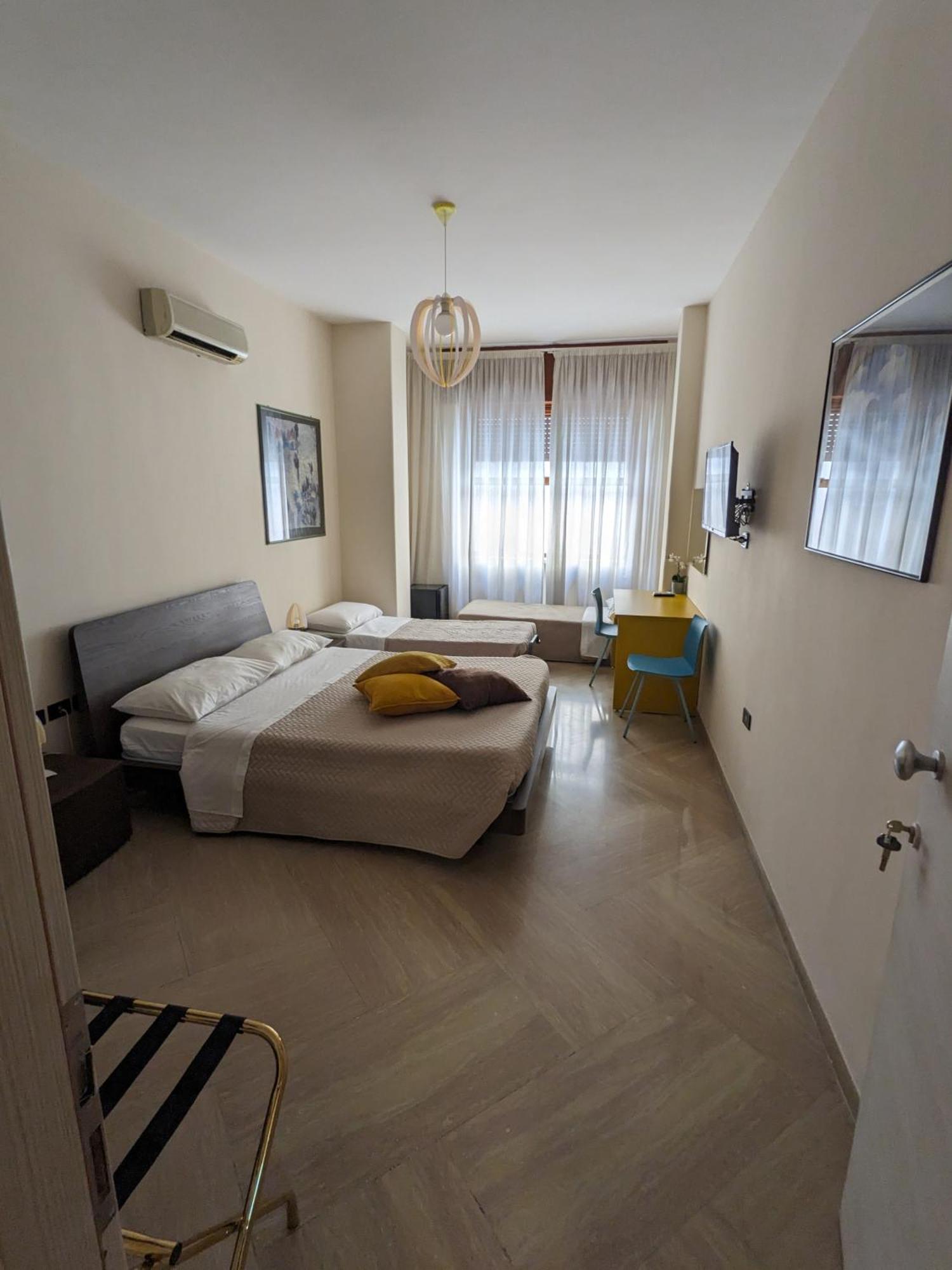 Napoli City Inn Kültér fotó